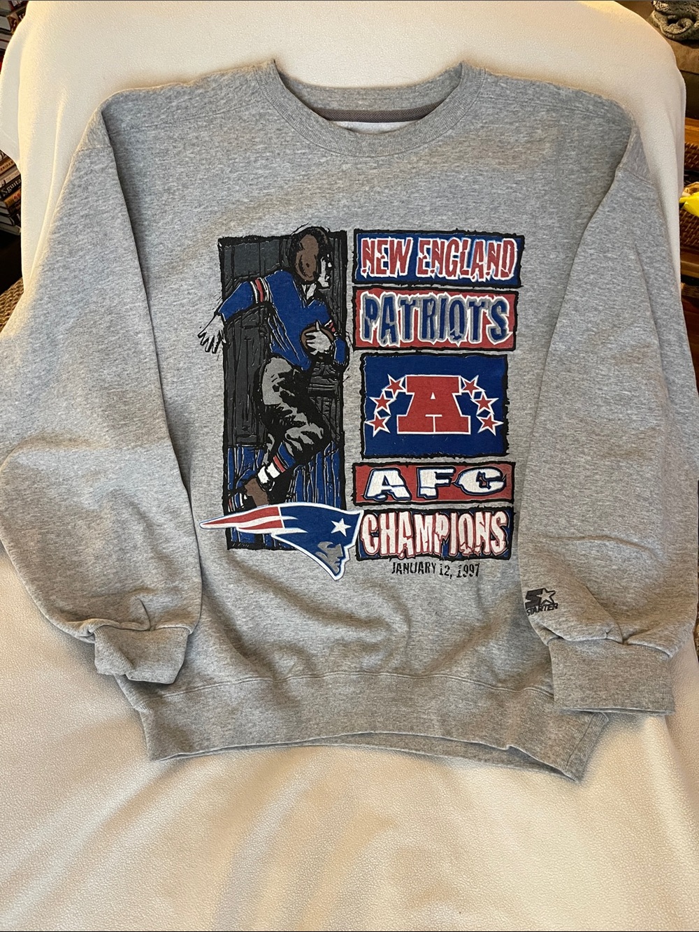 Starter New England Patriots Gray Crewneck Sweater - AFC Champions XL
